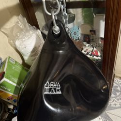 AQUA PUNCHING BAG 21” 190LB