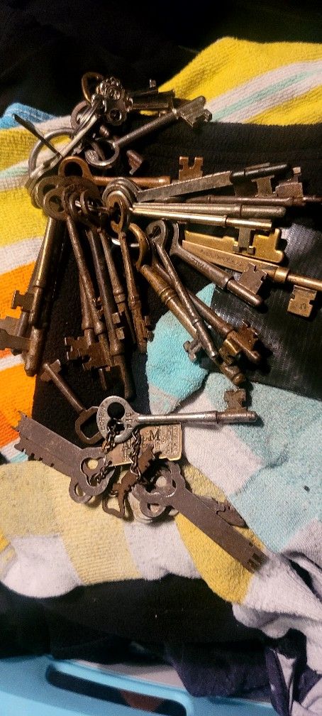 Old Keys 