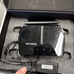 Netgear AC1000 WiFi Router (R6080-100NAS) Dual-Band WiFi Router (up to 1Gbps)