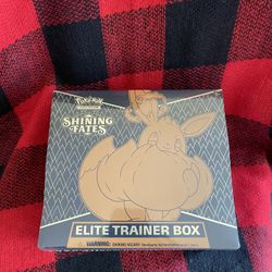 Pokémon Shining Fates Elite Trainer Box