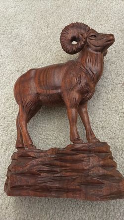 1 of 6 Collectable Handcraved  Wooden BIG HORN RAM
