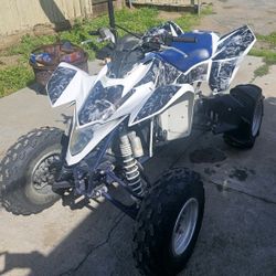 209 400 Suzuki Quad