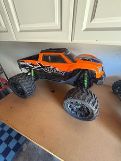 Traxxas Xmaxx 8s Adult Owned (Trade for emoto)