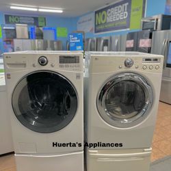LG WASHER AND DRYER SET (GAS)