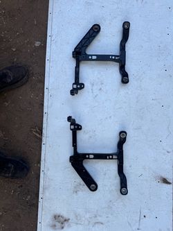 2009-2018 Dodge Ram 1500 brackets