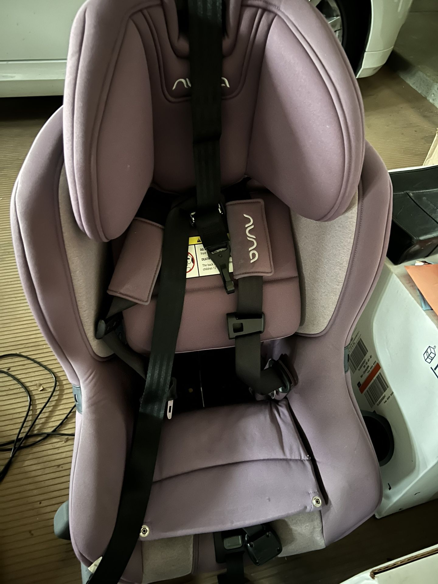 Nuna Rava Car Seat Purple