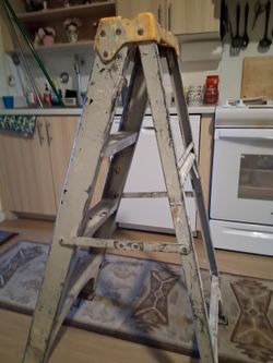 DeWalt 3 step ladder