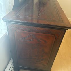 Clothing Dresser 