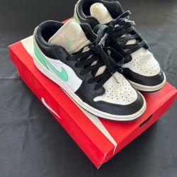 Nike Kids Air Jordan US 4Y