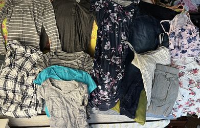 Size Small Maternity 