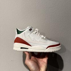 Air Jordan 3 - Size 5 / Women’s 6.5
