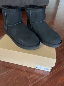 UGG BOOTS 
