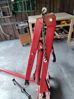 Engine hoist