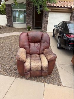 Very worn lazy boy recliner FREE