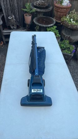 Dirt Devil Broom Vac Upright Vacuum
