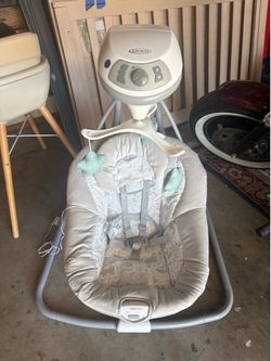 Graco baby swing