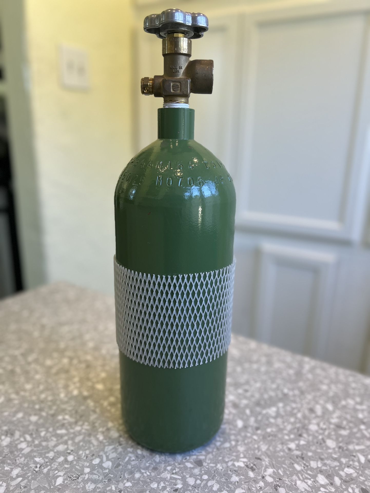 Welding Tank - Great Condition, Possibly New 