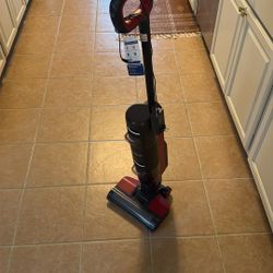 Tineco Vacuum (Cordless smart power Wet/Dry)