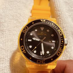 NWT Invicta Men's watch trades welcome