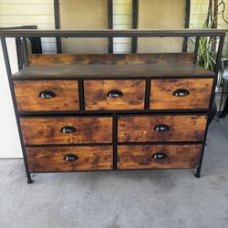 Tv stand/Drawers