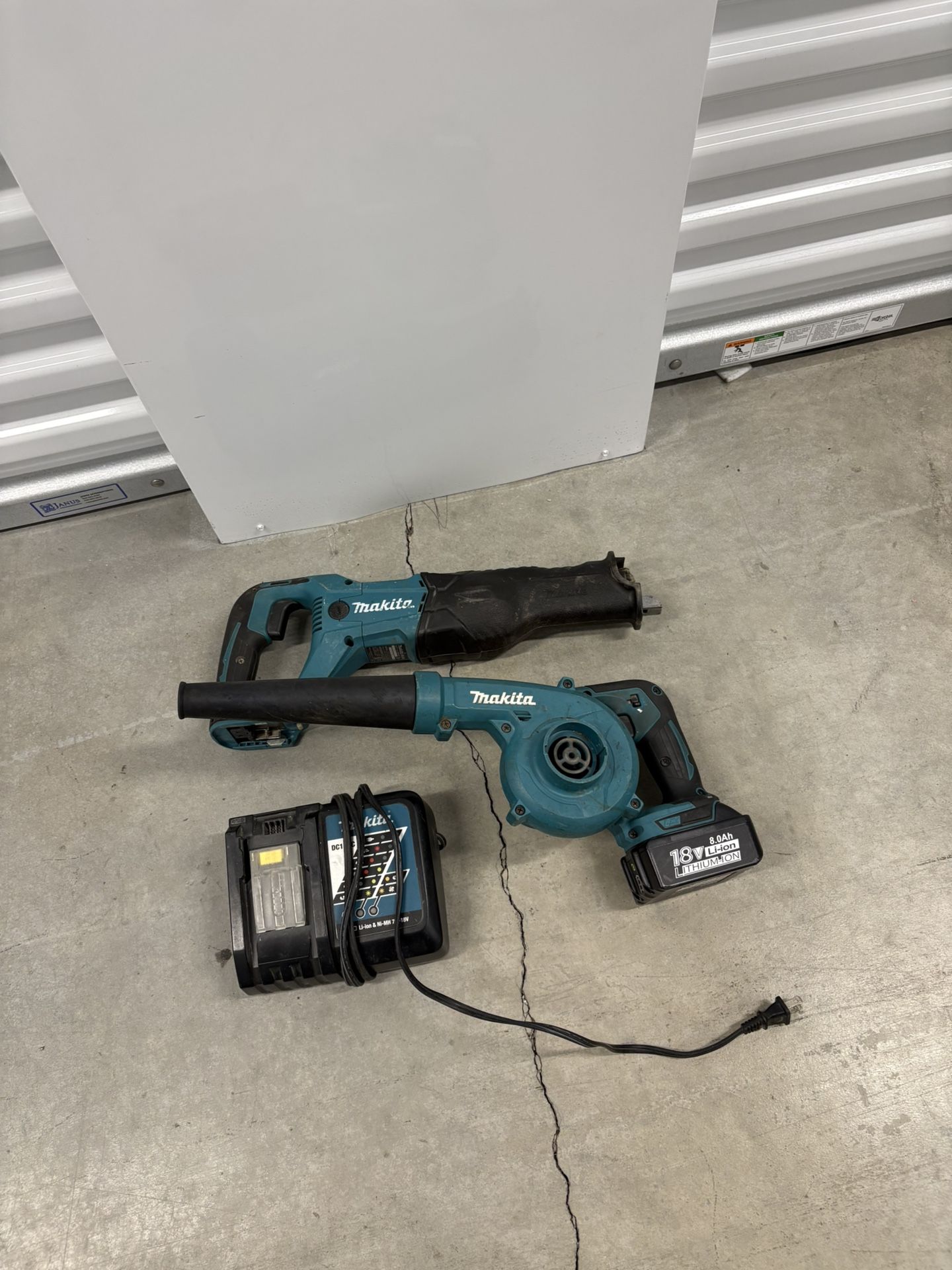 MAKita Set