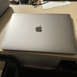 13in 16gb RAM M1 MacBook Pro