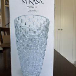 Mikasa Palazzo, Crystal Vase