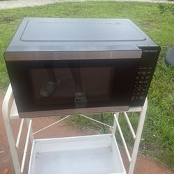  Hamilton Beach Countertop Microwave Oven