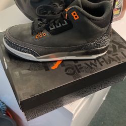 Kids Jordan’s 5 1/2