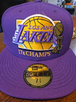 17x champs  lakers hat