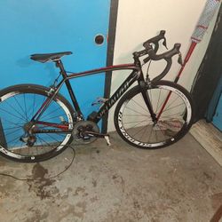 Specialized Tarmac Carbon Fiber W/ Reynolds Assault Rims