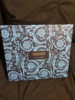 Versace Pour Homme Gift set for men