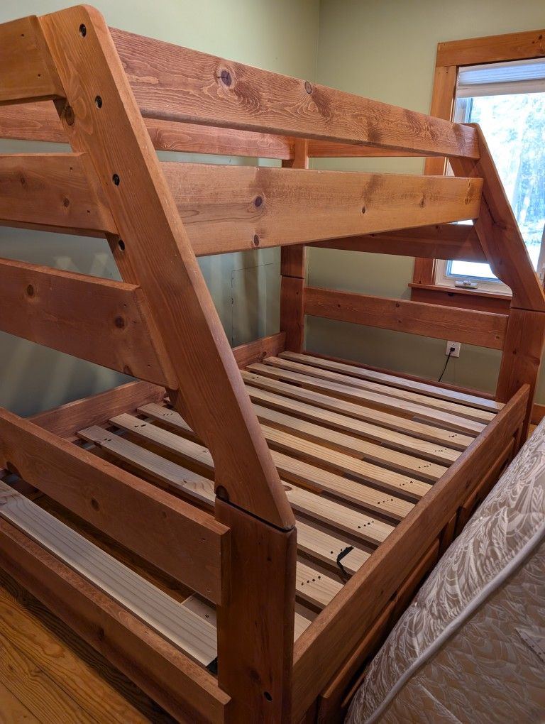 Solid Wood Bunk Bed Set. Twin Over Full Bed