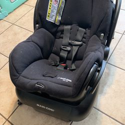 Car seat $28