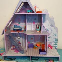 LOL PLAYHOUSE