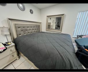 King side bed (no mattress)