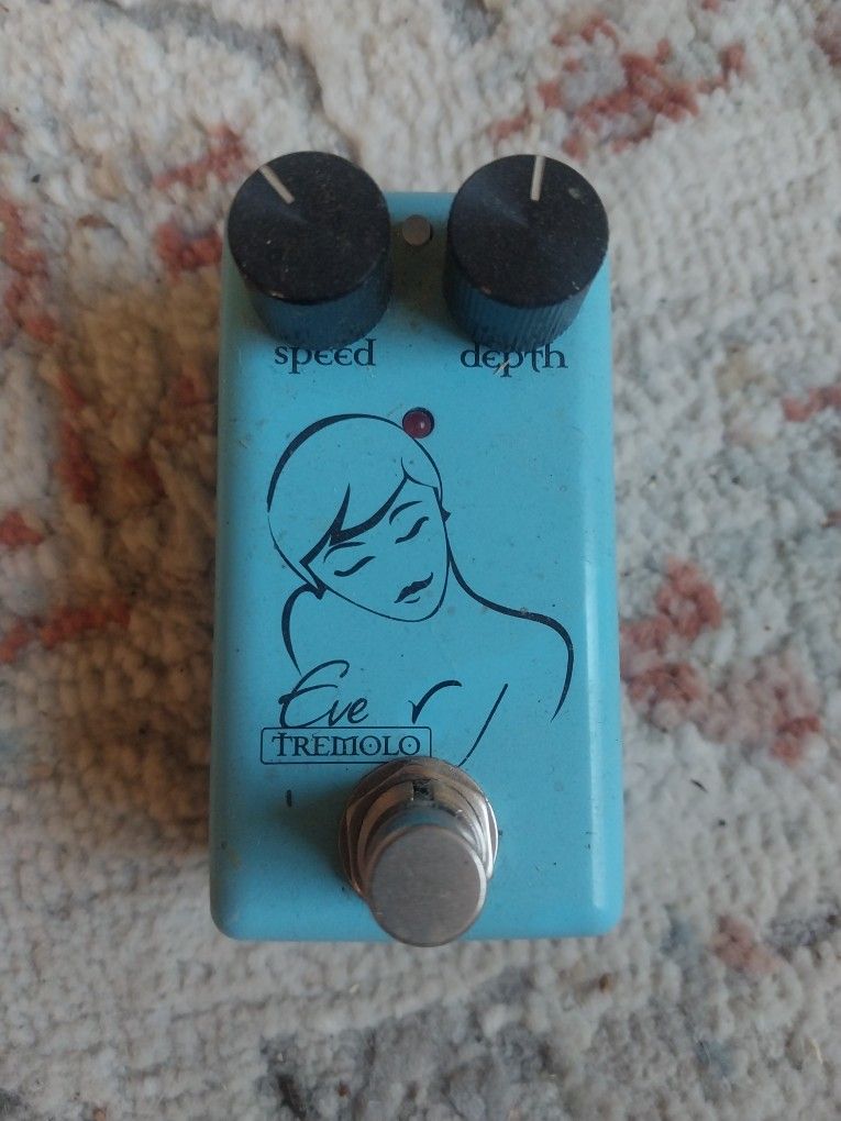 Red Witch Tremolo Guitar Pedal