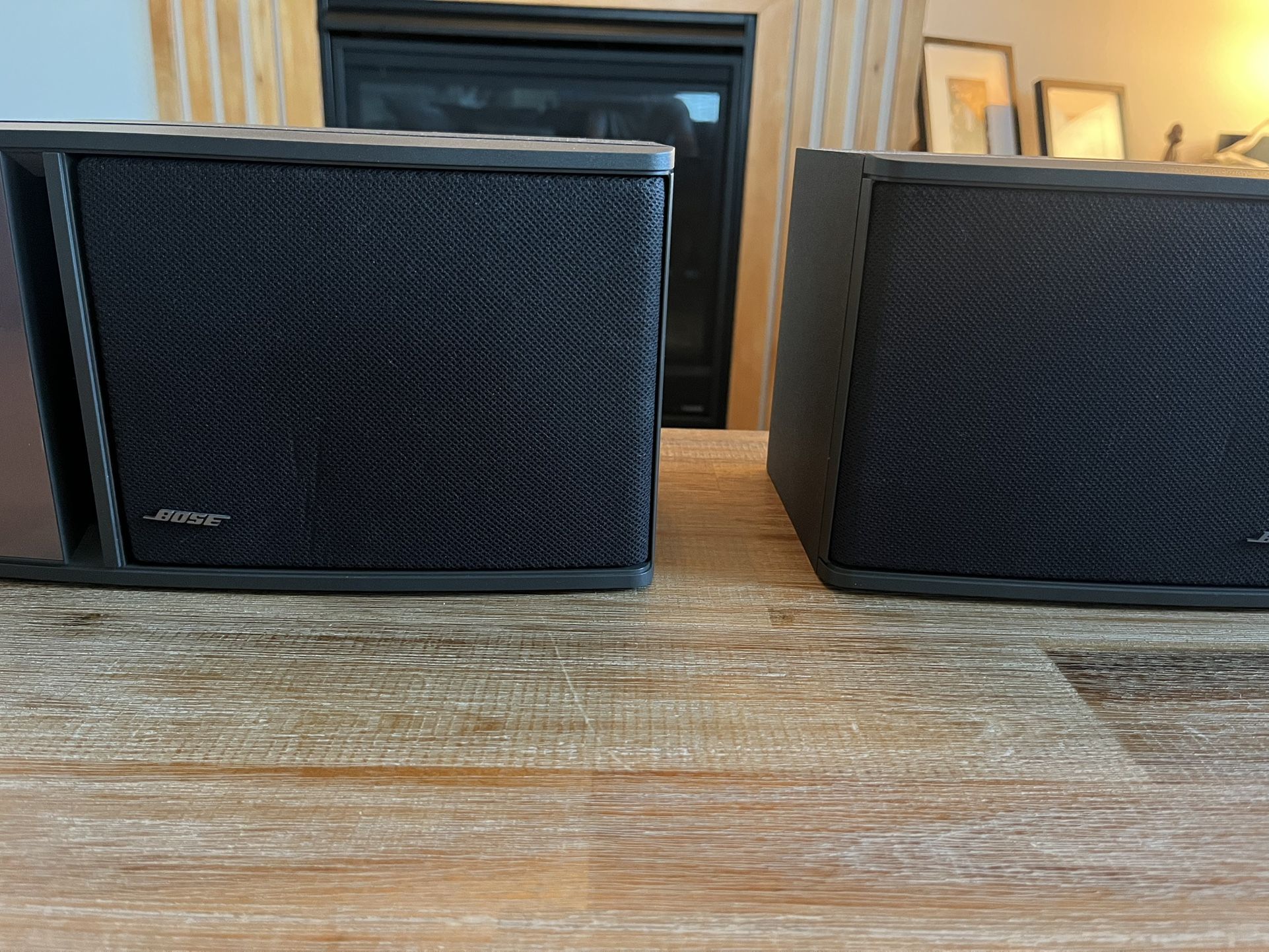Bose 141 Speakers