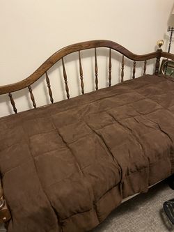 Beautiful Brown Trundle Bed