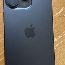 iPhone  15 Pro Max Cricket 