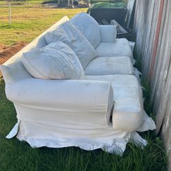 White couch with pull out bed