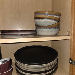 Dinnerware 