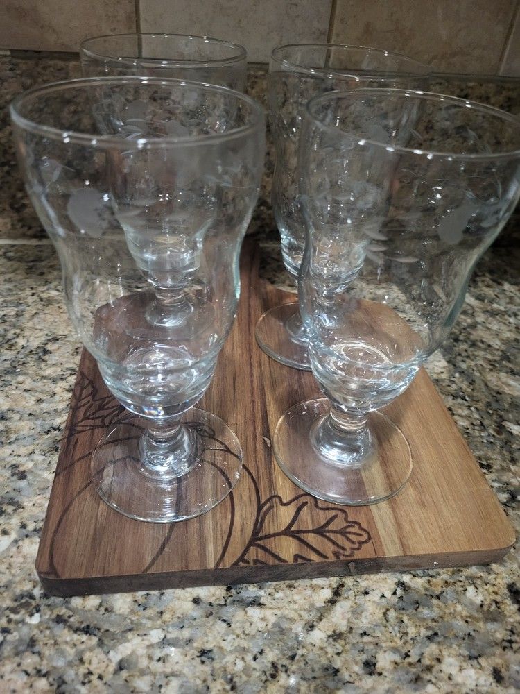 4 Copas Princess House $35