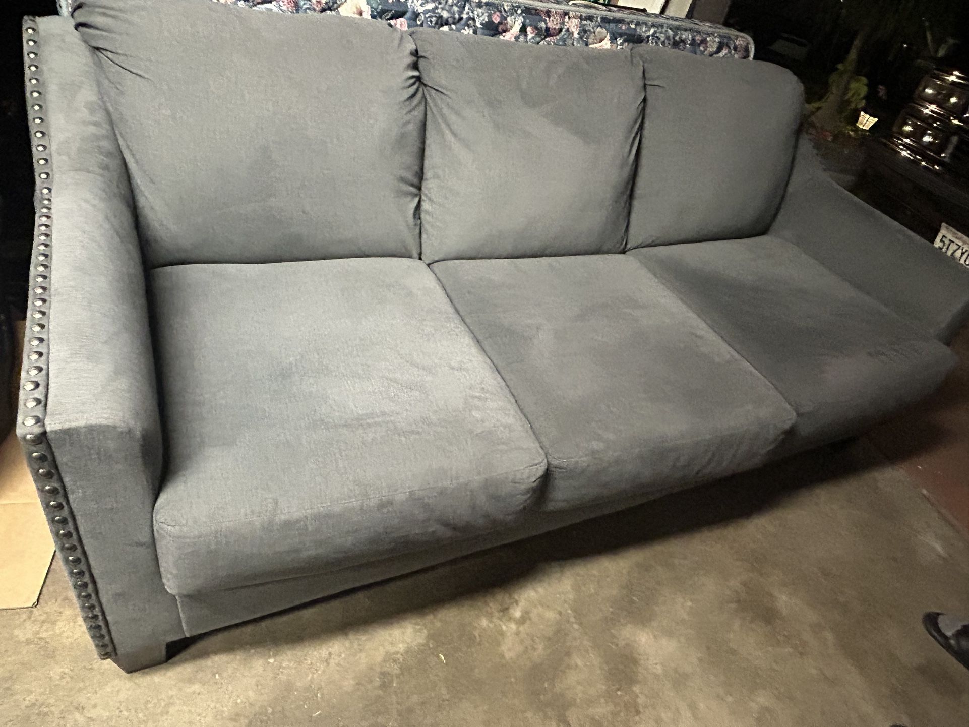 Couch Grey