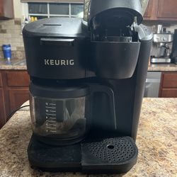 Keurig Coffee Maker With Pod