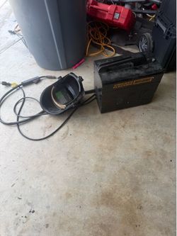 Welder and mask