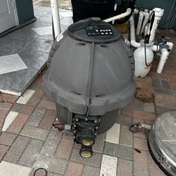 Used Pentair 460764 400K BTU Max E Therm ASME Propane