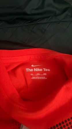 Active wear Nike shirt