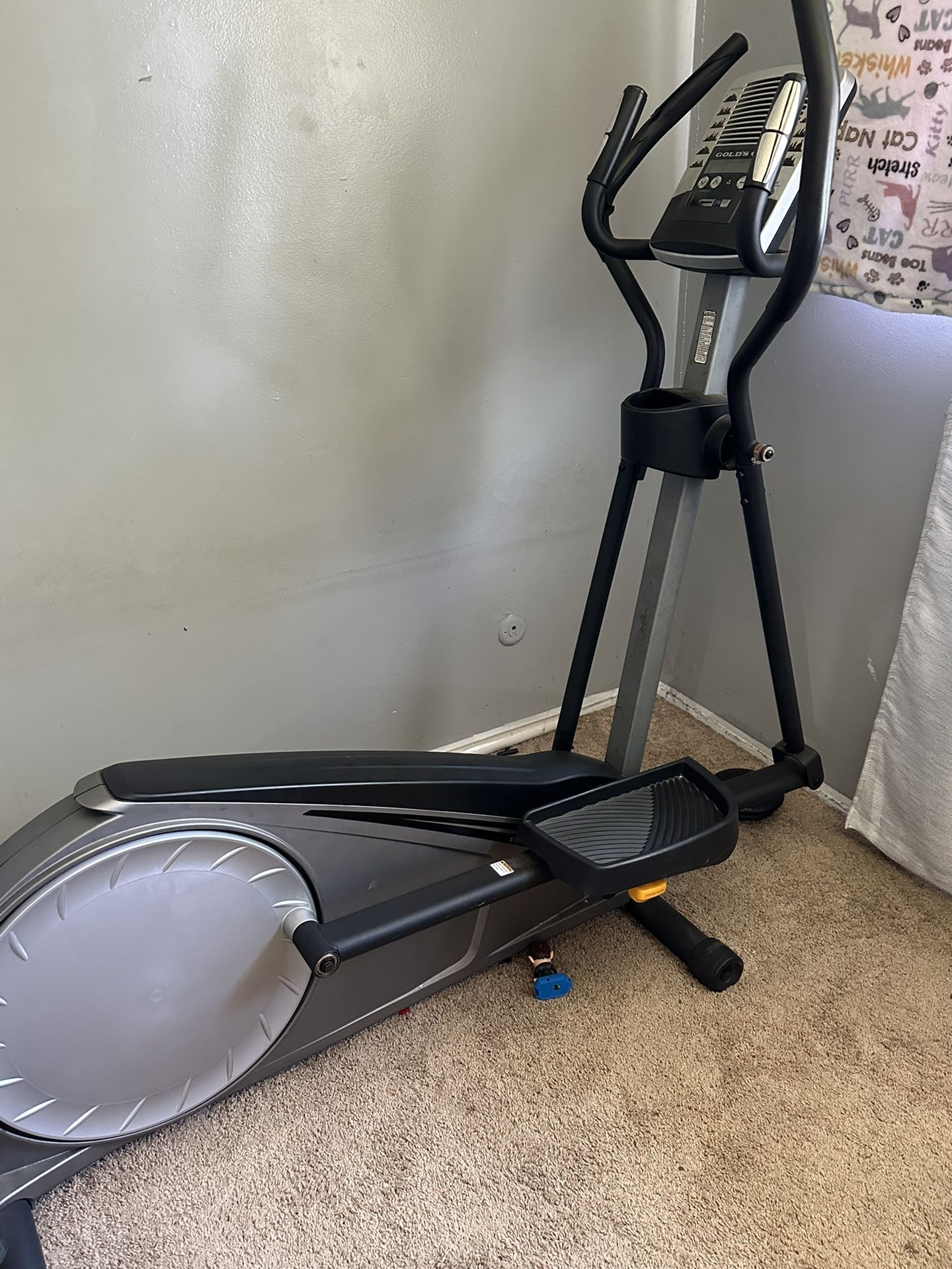 Golds Gym Stride Trainer 410