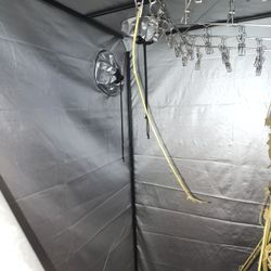 Grow Or Drying Tent Good Condition 